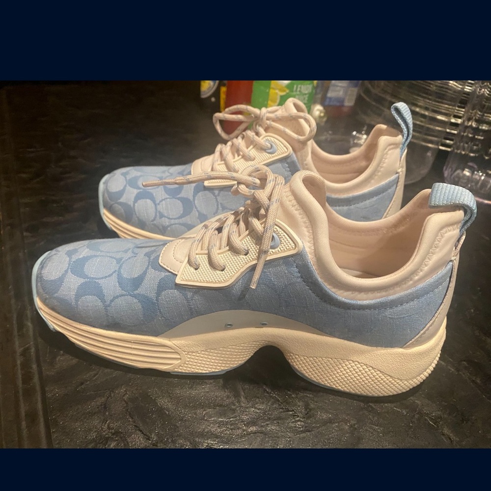 Coach sneakers for women size 8.5 color baby blue - Picture 2 of 5